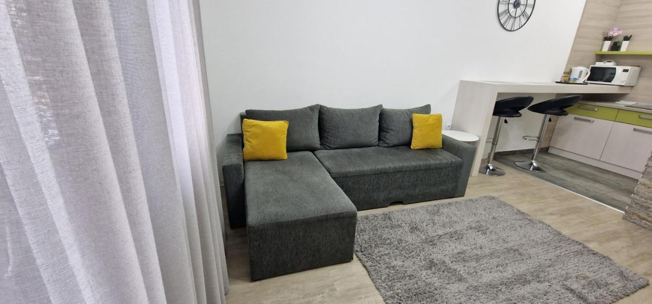 Studio 7 Nowy Sad Zewnętrze zdjęcie